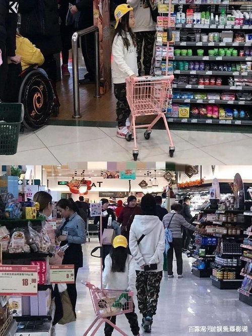 離婚后,賈乃亮現(xiàn)身機(jī)場(chǎng)顯得干練有型,李小璐忙著和女兒商場(chǎng)購(gòu)物